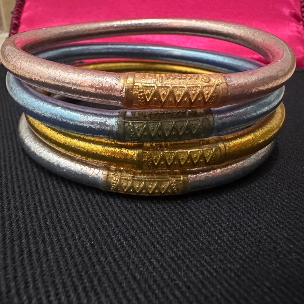 Elegant Multicolor Bangle Set BuDhaGirl
